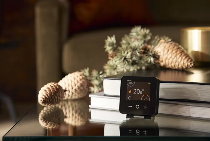 Benefits of Smart Heating Controls in Winter Months - Energy Saving Features