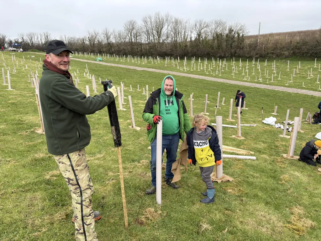 Tree planting 2 - The Leaf - Issue 18